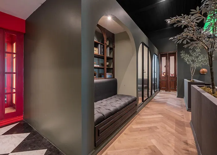 Luxury Shared Mixed Хостел *